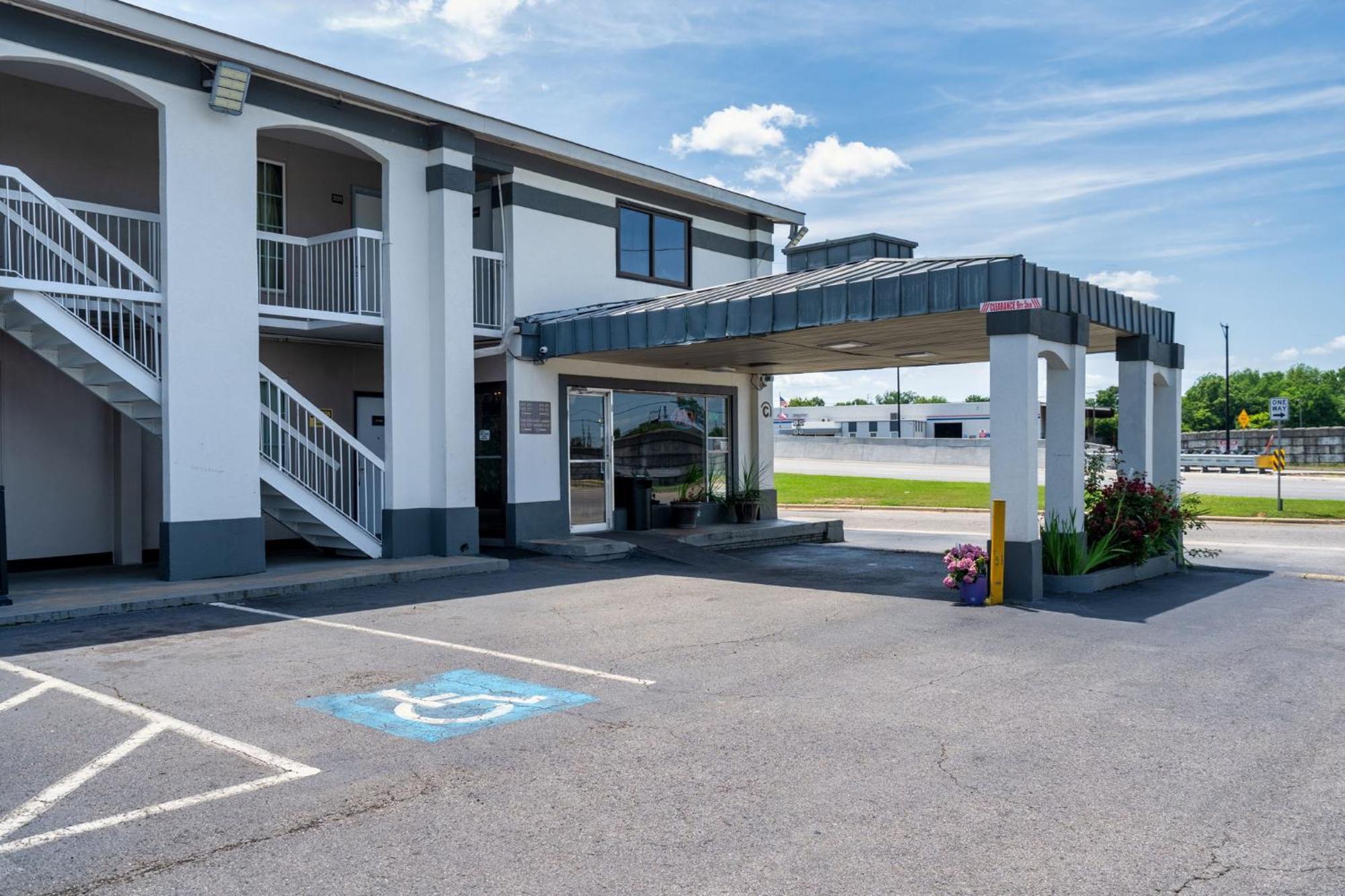 Budgetel Inns & Suites Augusta Downtown 706-945-1238 Exterior foto